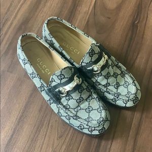 Gucci canvas loafers